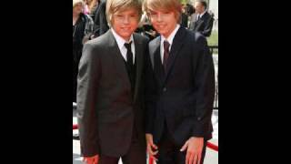Dylan And Cole Sprouse - Newer Pics