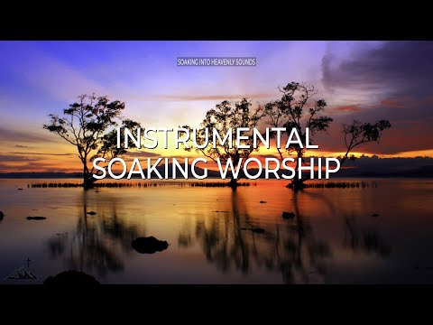 PRAYER IS THE KEY TO VICTORY // INSTRUMENTAL SOAKING WORSHIP // SOAKING INTO HEAVENLY SOUNDS