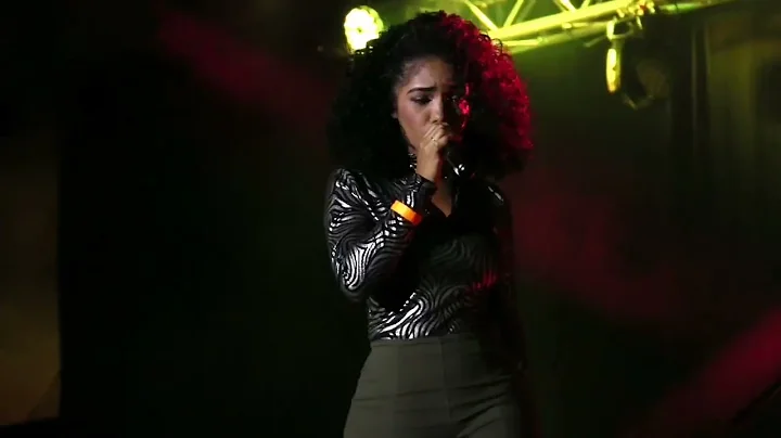 Regina-Lee Thompson -  Inside your  Heaven (cover)