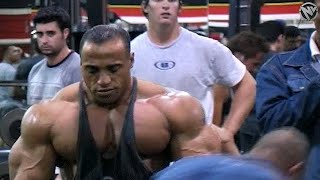 DIFFERENT MONSTER - MUSCLES FULL AS A HOUSE - DENNIS JAMES MOTIVATION