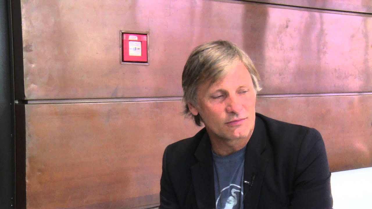 Viggo Mortensen Interview DEN MENSCHEN SO FERN + LORD OF THE RINGS ...