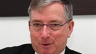 Finance Chief Booth Says Ford Having `Good' Sales Month: Video