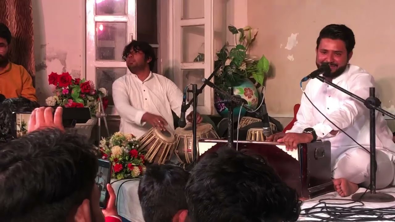 || Mje Apne Laho Ka Raang || Akash ILyas || Masihi Ghazal || Nafees Jimmy ||