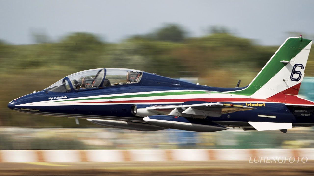 Frecce Tricolori MB-339 65th Anniversary Display at RIAT 2025 Frecce Tricolori MB-339 65th Anniversary Display at RIAT 2025