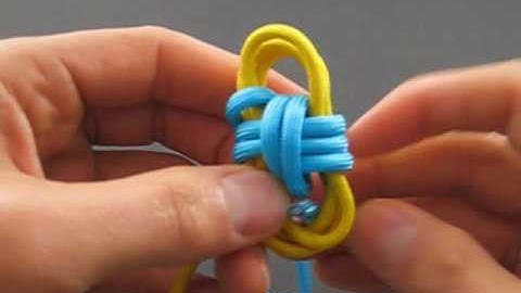 How to Tie a Two Color Monkey