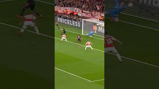 ARSENAL MOVE ENDS WITH IMPOSSIBLE SAVE!