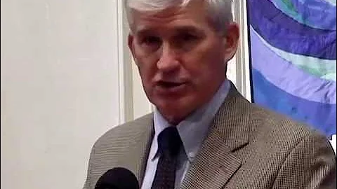 Andrew Bacevich Talks "Limits of Power" with Charl...