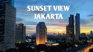 SUNSET VIEW I KEINDAHAN KOTA JAKARTA DARI ATAS GEDUNG l Cinematic Video