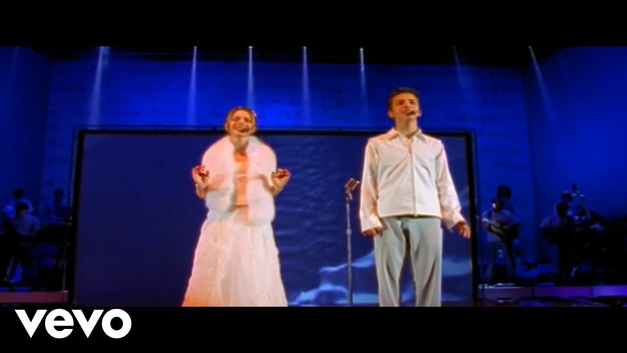 Sandy e Junior - Em Cada Sonho (O Amor Feito Flecha) (My Heart Will Go On) (Ao Vivo)