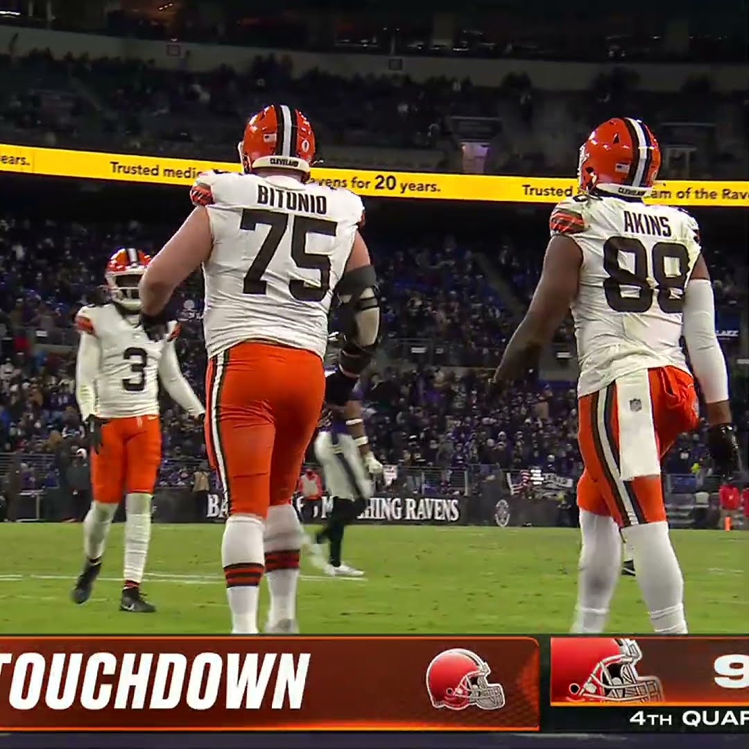 Jordan Akins catches for a 16-yard Touchdown vs. Baltimore Ravens
