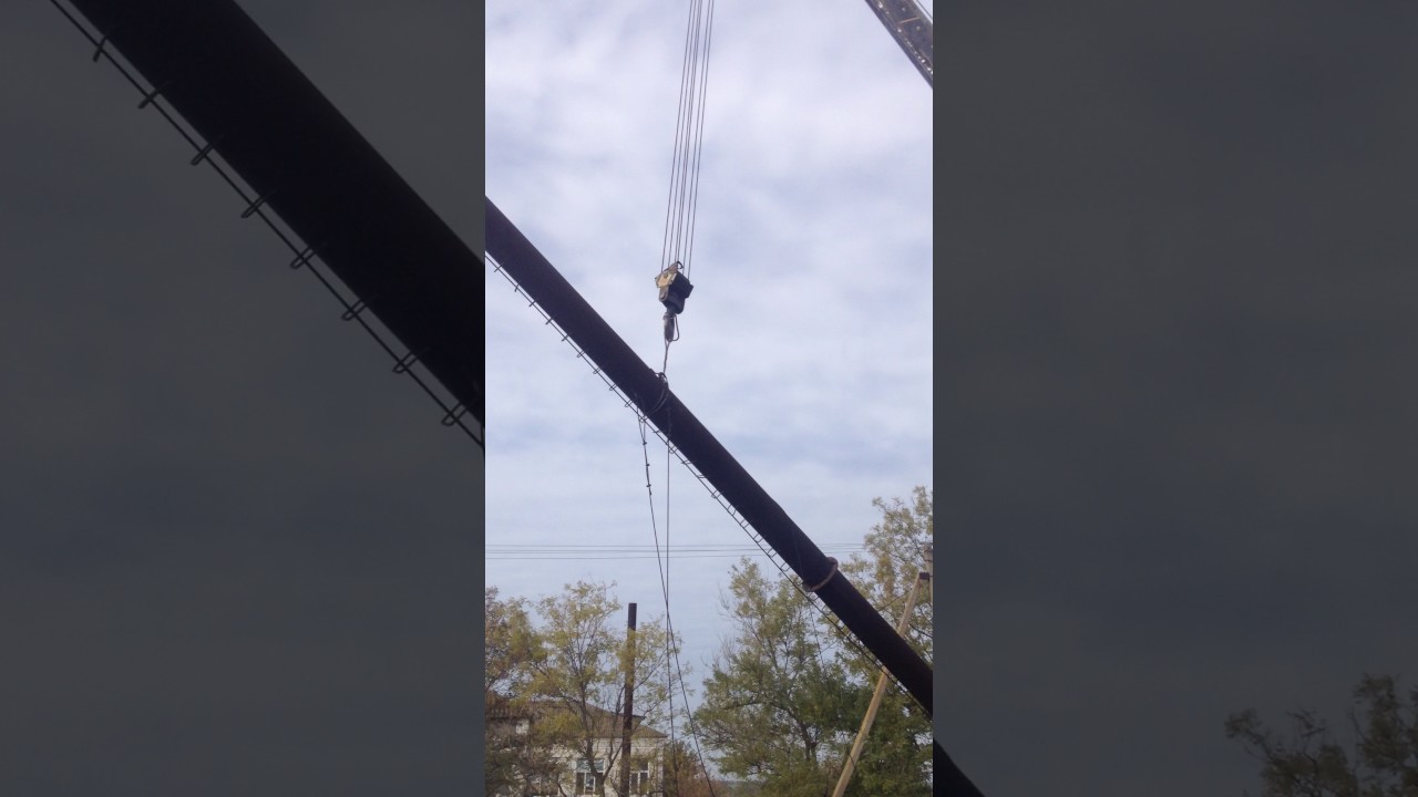 Демонтаж аварийной трубы котельной - YouTube