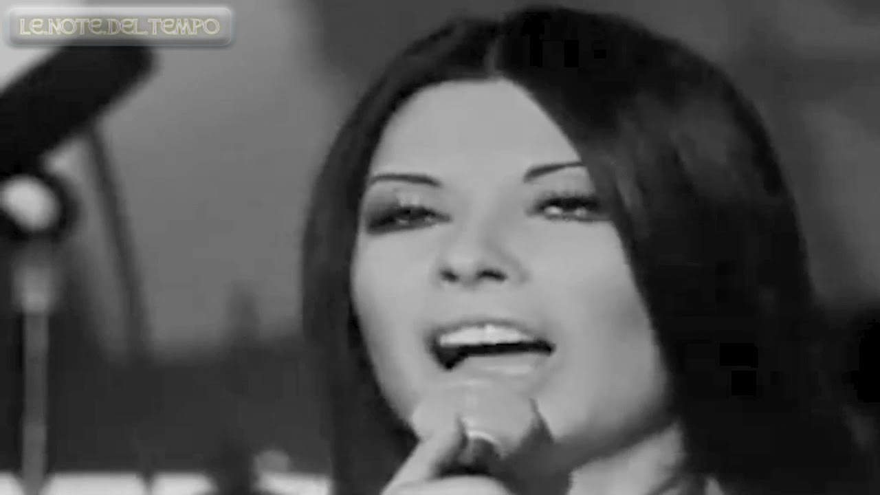 Rosanna Fratello    -  Vitti 'Na Crozza        (Canzonissima '71)