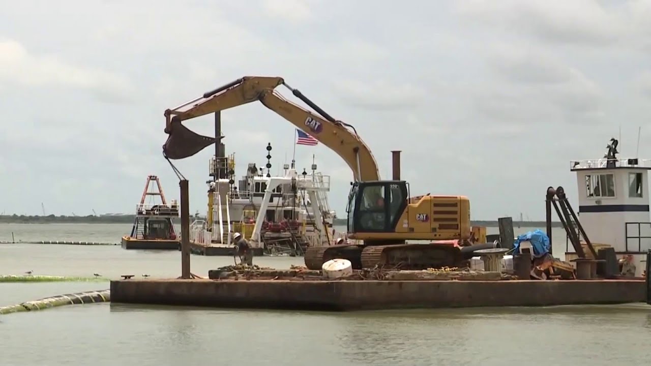 Dredging Work Not Expected To Impact Galveston Ferry Wait Times Over dredging-work-not-expected-to-impact-galveston-ferry-wait-times-over