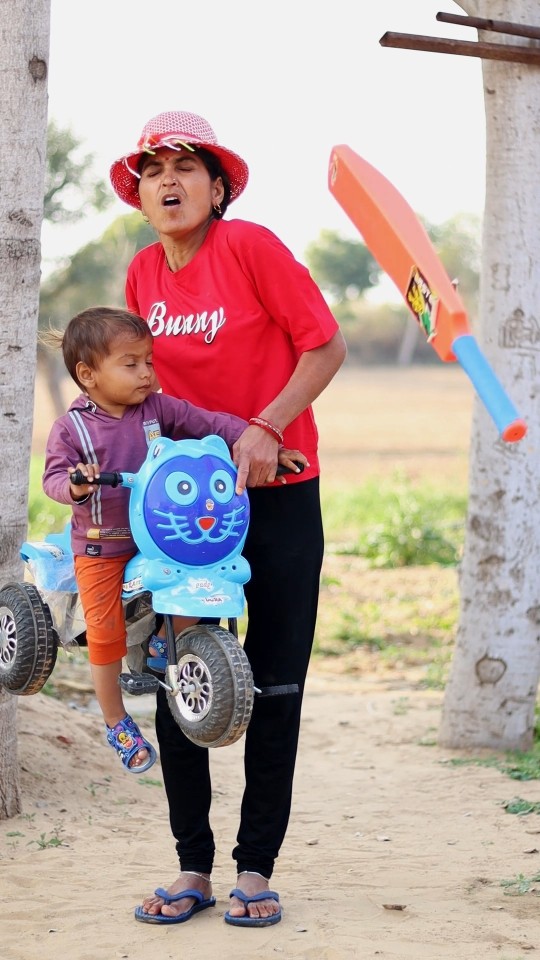 Chor Chor Chor ?? #shorts #cycle #cricket #funnyvideo