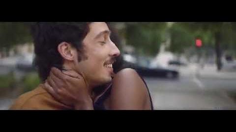 Mercedes-Benz B-Class: The kiss: Justify Nothing | Mercedes-Benz Singapore