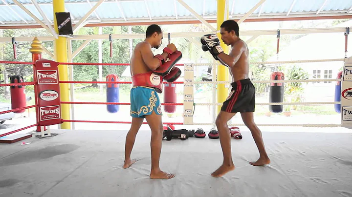 Five basic Muay Thai attack combinations opening with punches