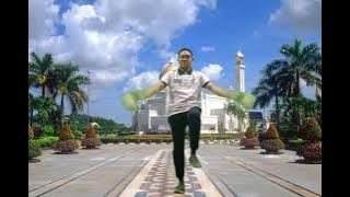 Aduk Aduk - BRUNEI Darussalam Traditional Dance