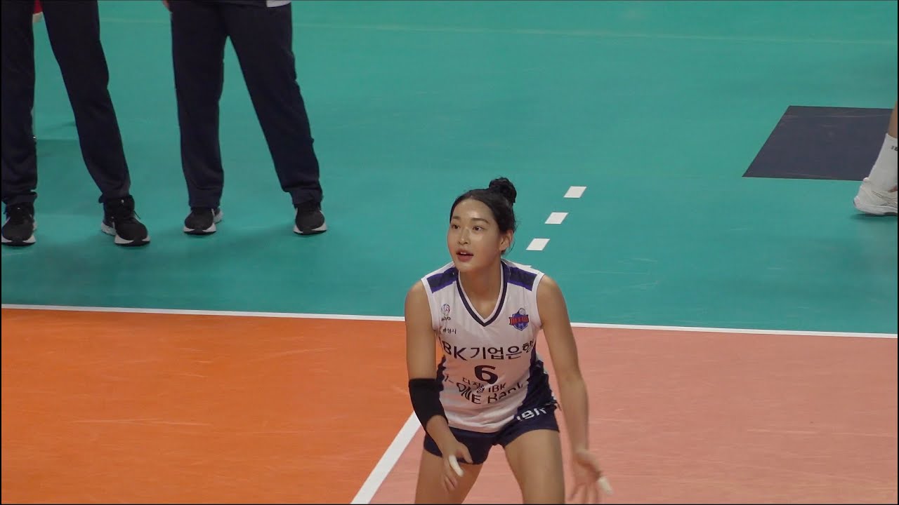 [4K직캠] IBK기업은행 이진&최정민 스트레칭 + 웜업 Focus (221123 GS칼텍스 vs IBK기업은행)