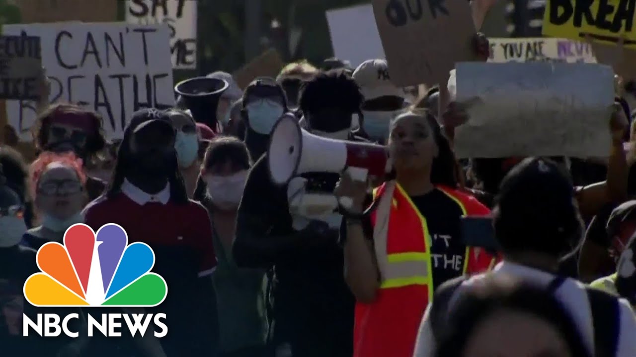 AP Projects Minneapolis Rejects Bid To Dissolve Police Department