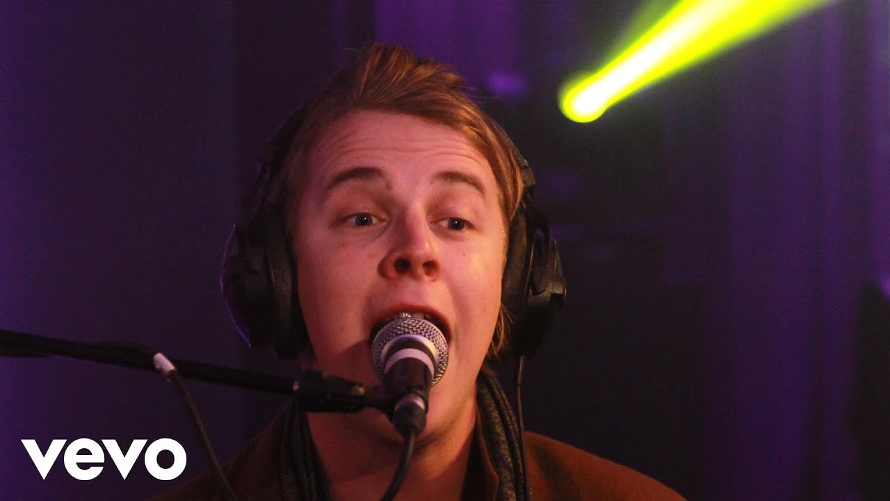 Tom Odell – Real Love in the Live Lounge