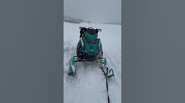 Hopping Away On The 9R #snowmobile #snow #polaris #polarissnowmobile #fun #recovery #towout #turbo