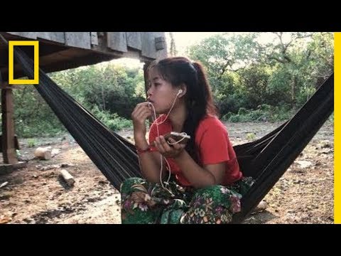 See How Technology is Changing Traditional Teenage Dating in Cambodia - Short Film Showcase - 동영상