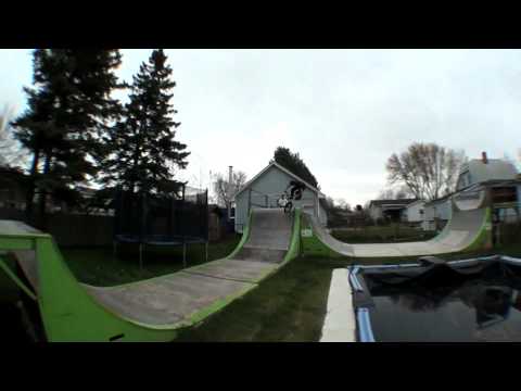 Steven Moxley Backyard Ramp Session