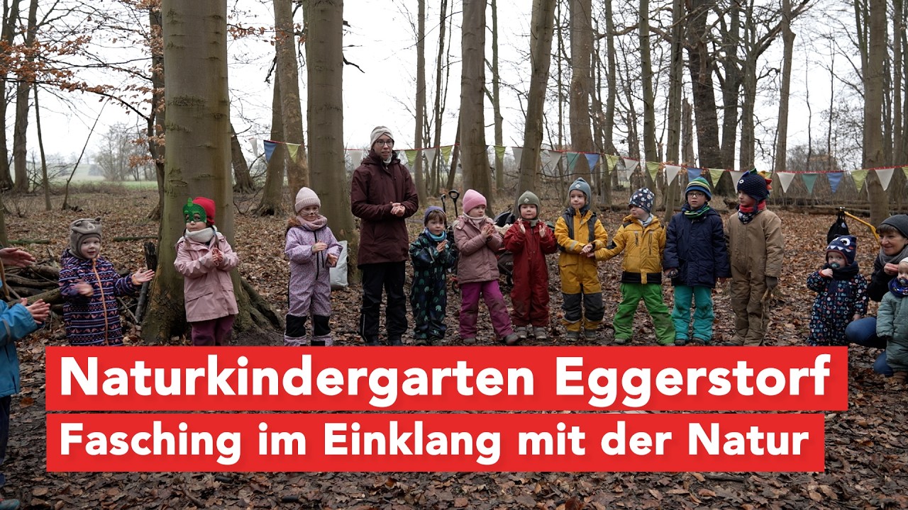 Kinder des Naturkindergartens Eggerstorf erleben Fasching als Abenteuer im Wald