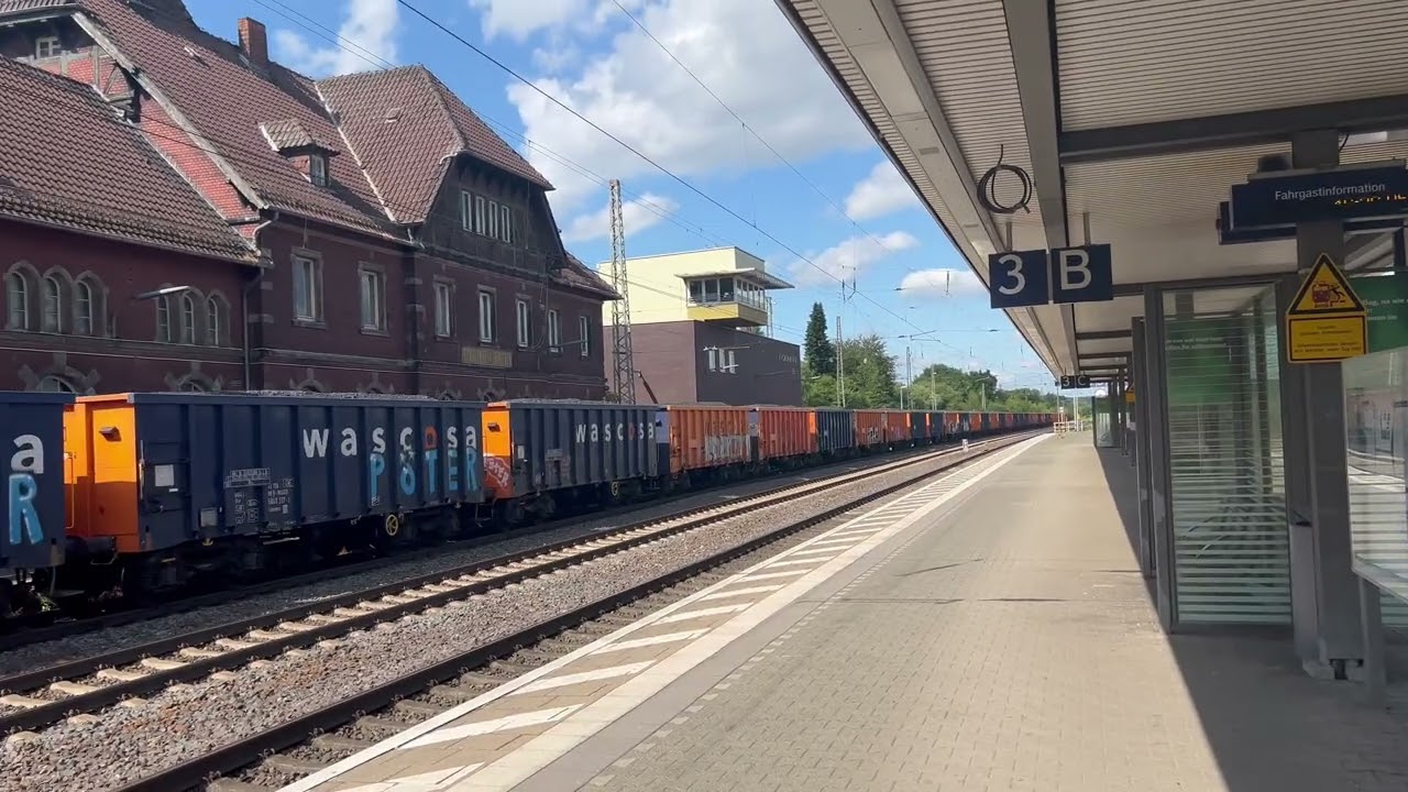 DB 185 in Doppeltraktion fährt durch Eichenberg 