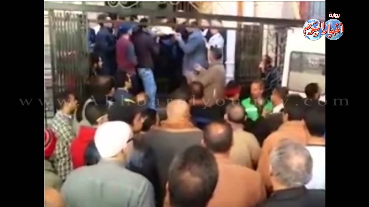 بالفيديو .. الشراقوه يشيعون جثامين 