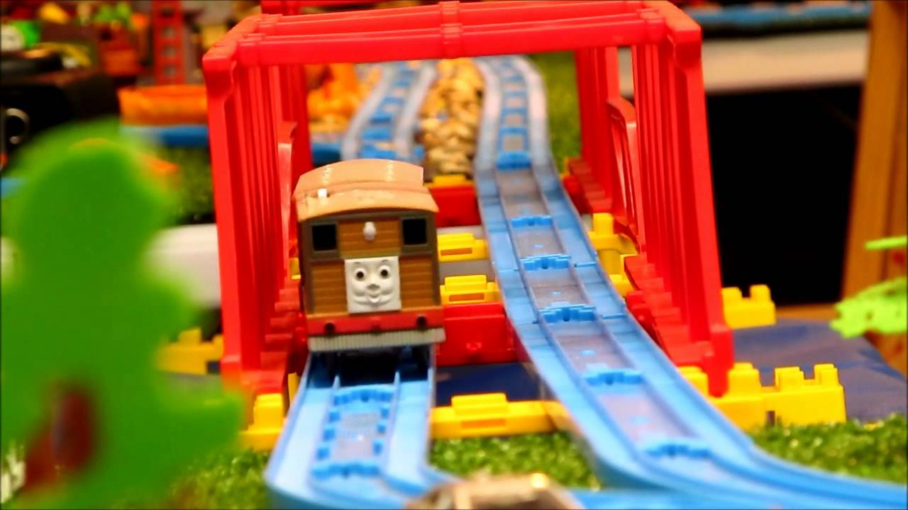 Busy day on the TOMY railway