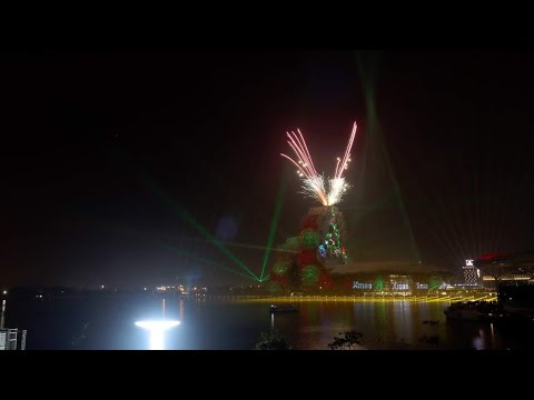 12/24/2021 高雄愛河灣聖誕燈光秀（20：00場）