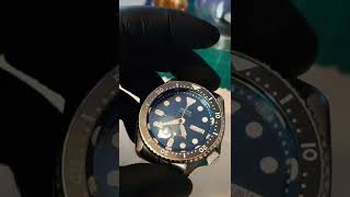 4R36 Swapped SKX007, domed sapphire crystal, lumed ceramic insert, lumed chapter ring, signed crown.