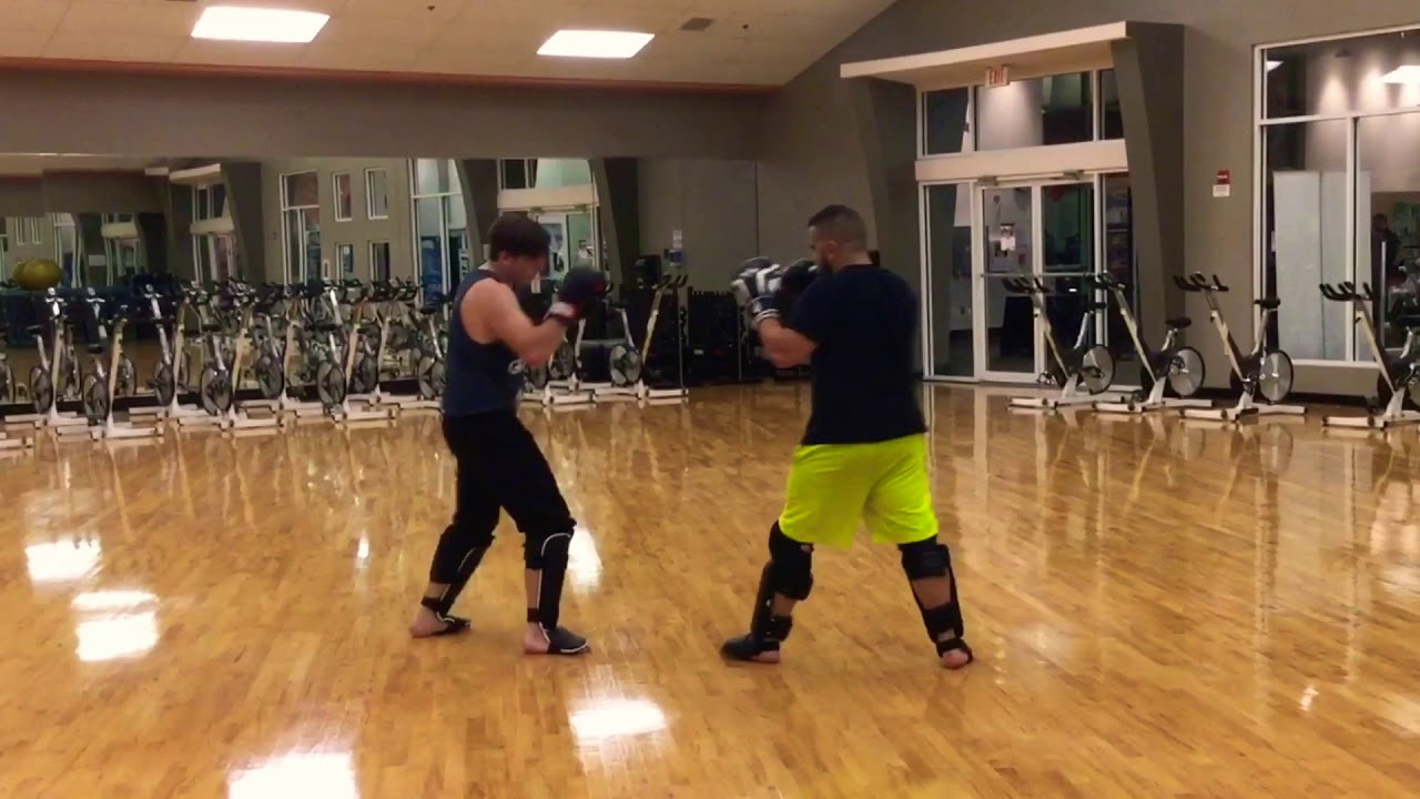 Sparring Voice over , everything explained so you can learn to fight self defense flashlight