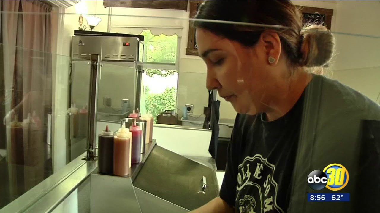 Shoppers celebrate Small Business Saturday in Old Town Clovis