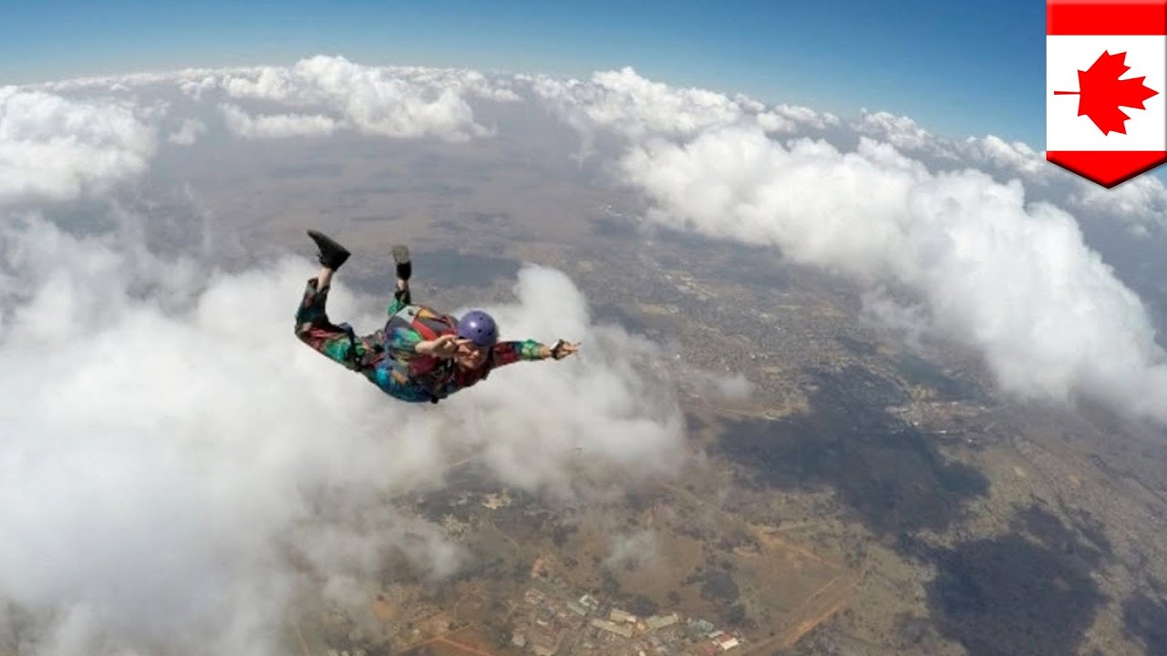 Skydiver survives 5,000 ft fall after parachute fail TomoNews YouTube