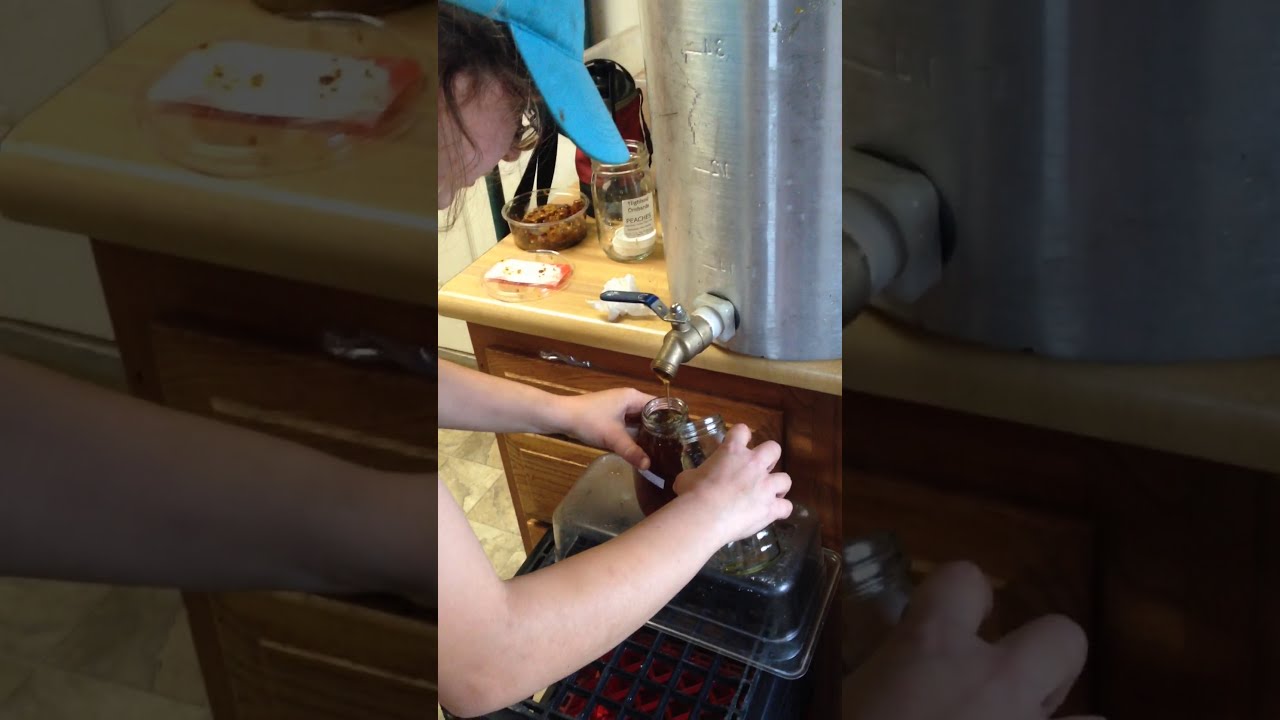 Honey Part 2: Pouring the Honey Into Jars