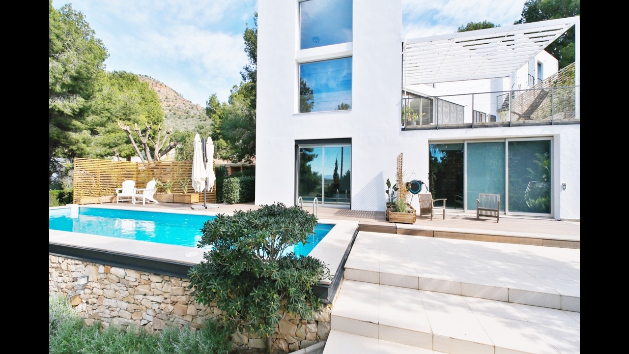 Chalet reformado con buenas vistas en Monasterios