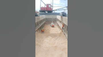 back to work na . unloading operation of u.s. soy beans #highlightseveryone #fyp #seamanslife