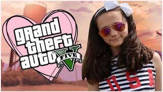 ДЕВУШКА ПРОХОДИТ СЮЖЕТНУЮ ЛИНИЮ GRAND THEFT AUTO V — Часть 2