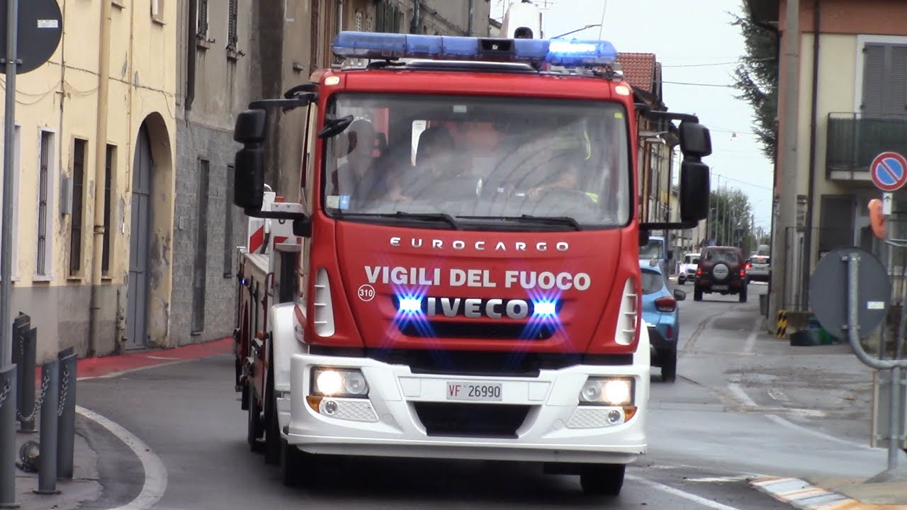 VIOLENTO NUBIFRAGIO ARRIVO A-TRID VVF ERBA+APS LEGNANO+APS VVF LAVENO+APS TRADATE+APS LAZZATE