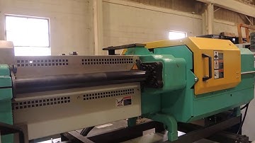 2012 Arburg 570S Used Injection Molding Machine With Robot Video 2