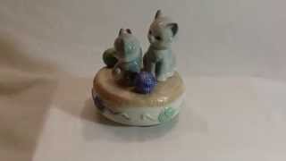 Vintage Otagiri Japan Music Box - Ceramic - Two Kittens / Cats Playing with Yarn