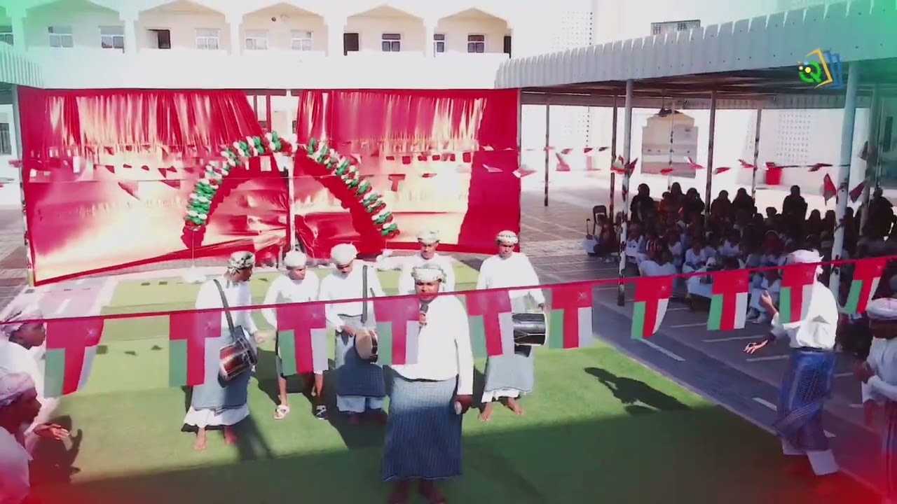 حفل مدرسة النور المبين بالعيد الوطني ٥٢ المجيد..