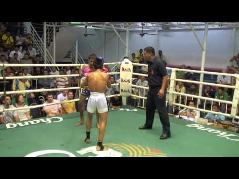 Kok (Tiger Muay Thai) vs. KingthongLek @ Bangla Th...