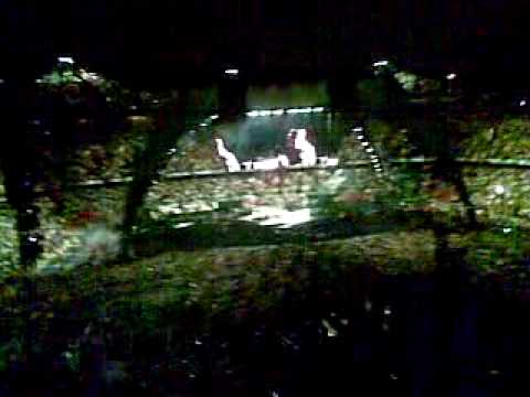 CONCIERTO U2 2/7/09 360 TOUR CAMP NOU - BILLIE JEA...