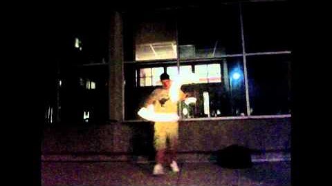 college glowstringing/9month (uncut)