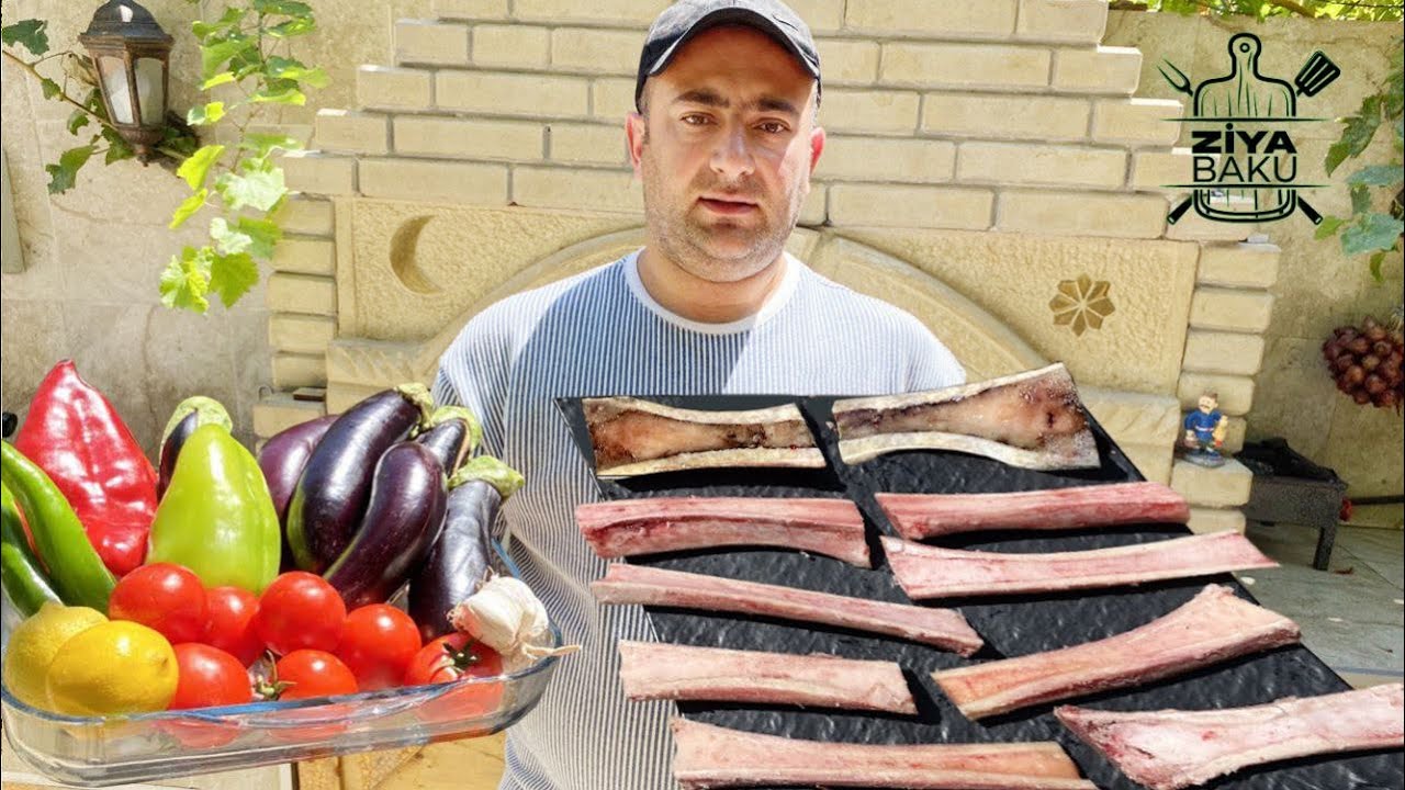 Dana sümüyündən hazırlanmış ilik kababı və tərəvəz salatı