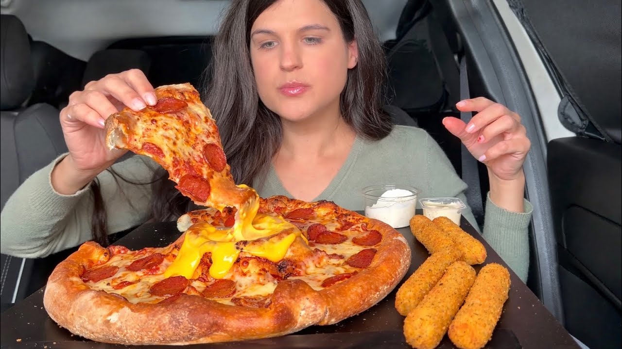 DOMINO'S VOLCANO PEPPERONI PIZZA CAR MUKBANG | ASMR | EATING SOUNDS