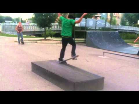 Trick a Day : Hardflip/Crooks